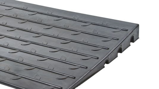 Slip-Resistant Grooved Surface Traction