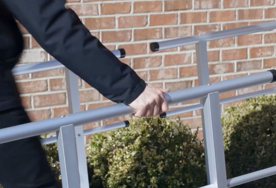 Handrails and curbs for safer use