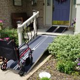 321301 3 x 30 W Titan Ramps Single-Fold Wheelchair Ramp - 500 lb Capacity 3