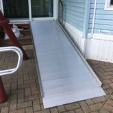 323324 9 6 L x 3675 W Titan Ramps Wheelchair Entry Ramp - 850 lb Capacity 4