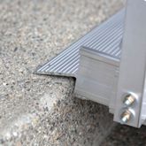 GATEWAY3GVPHR05 5 L x 3 W EZ-ACCESS GATEWAY 3G Aluminum Wheelchair Access Ramp with Vertical Picket Handrails - 1000 lb Cap 4