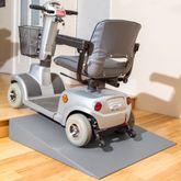 THFS-6 6 H Silver Spring VersaRamp lightweight Threshold Ramp - 800 lb Cap 1