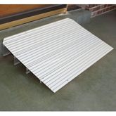 THR1 125 H Silver Spring Aluminum Modular Self-Supporting Threshold Ramp - 600 lb Cap 4