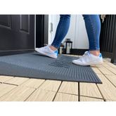 THRBE-250-GWLC 25 H EZ-ACCESS TRANSITIONS Angled Threshold Mat - 850 lb Cap - Black 4